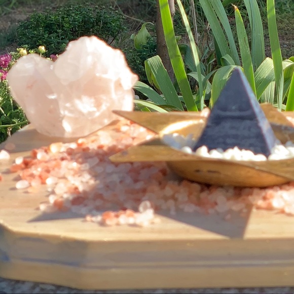 Mystery Pyramid Soy Wax Melts - Picture 6 of 8